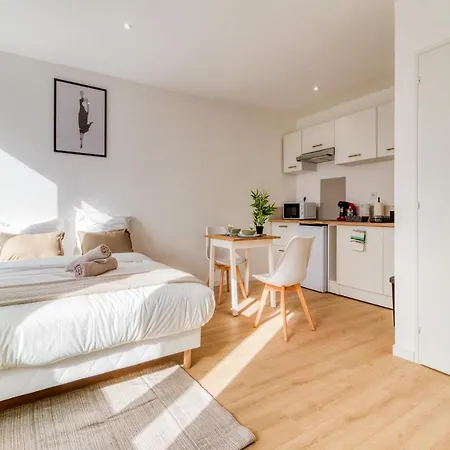 1225Location Apartment Cambrai Exterior photo